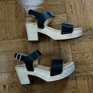 Nisolo Black All-Day Clogs